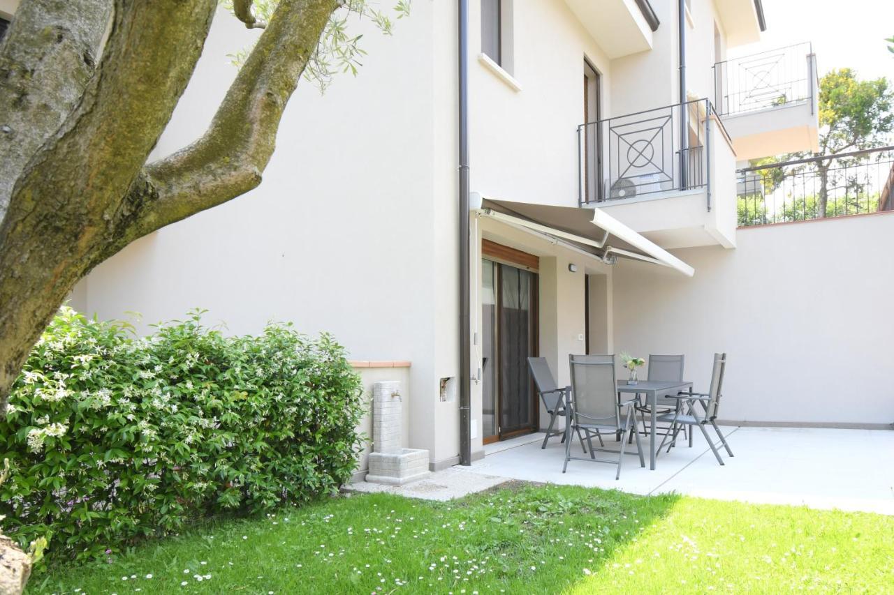 Christina'S Home Desenzano del Garda Exterior foto